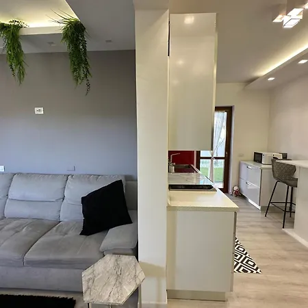 Seaside Haven - Private Retreat With Garden In *