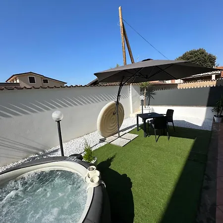 Seaside Haven - Private Retreat With Garden In