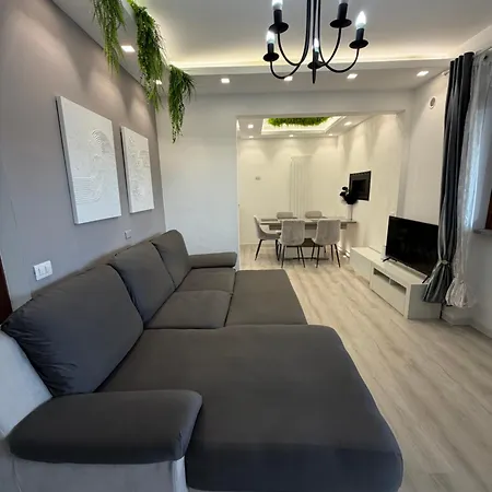 Casa vacanze Seaside Haven - Private Retreat With Garden In